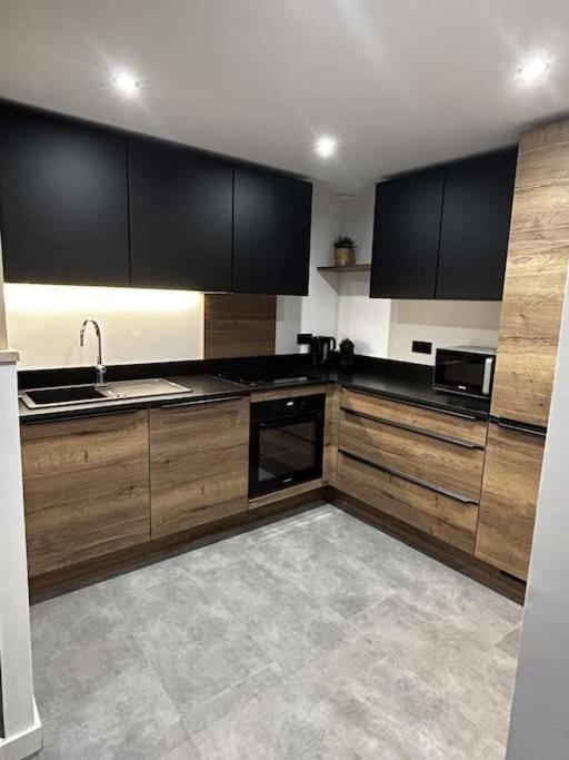 Kitchen or kitchenette, dishwasher, minibar, pet friendly, stove, washing machine