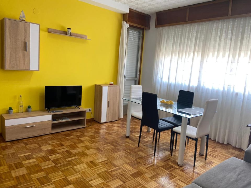 Coqueto alojamiento cercano a las termas A Apartment in Ourense