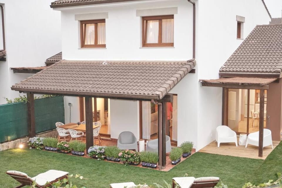 Yuhom, casas con alma. Xacedos 3 House in Galicia