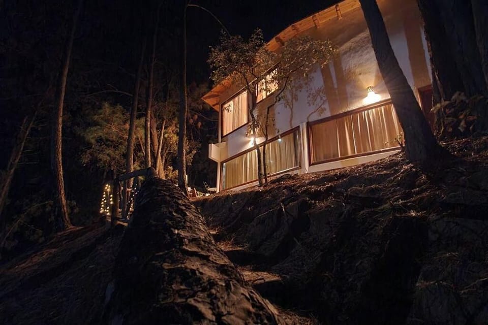 Villa Fantasía a 15 min a pie de cascada Chalet in State of Michoacán