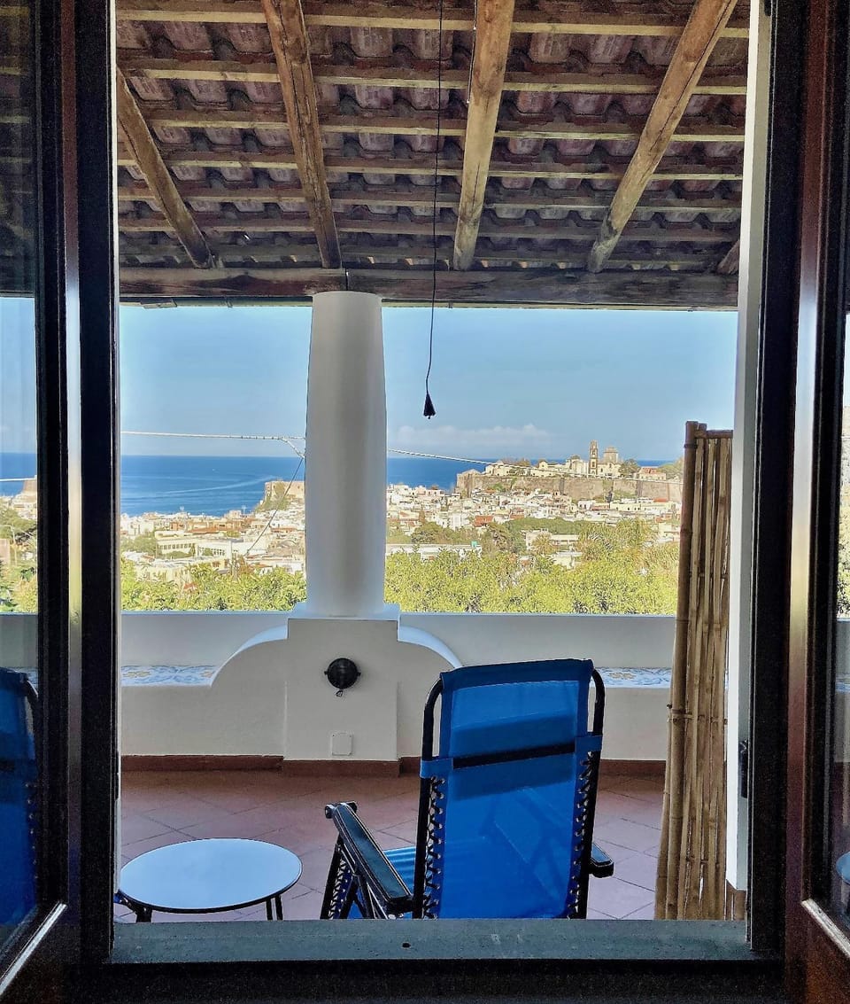 View (from property/room), Balcony/Terrace, Sea view