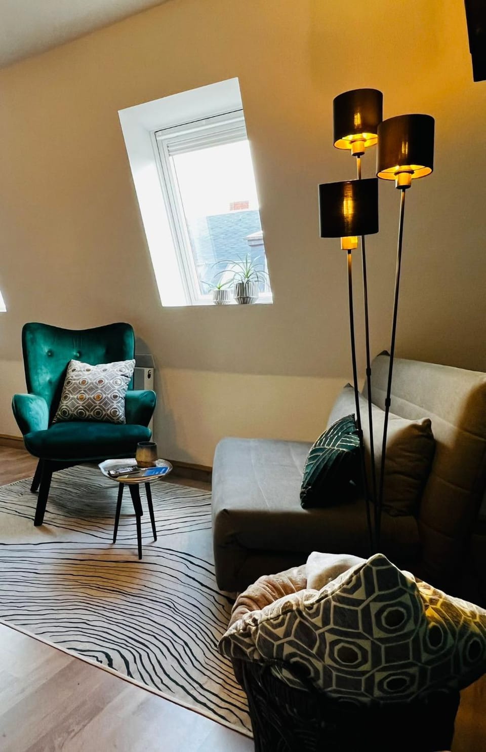 Living room, Seating area