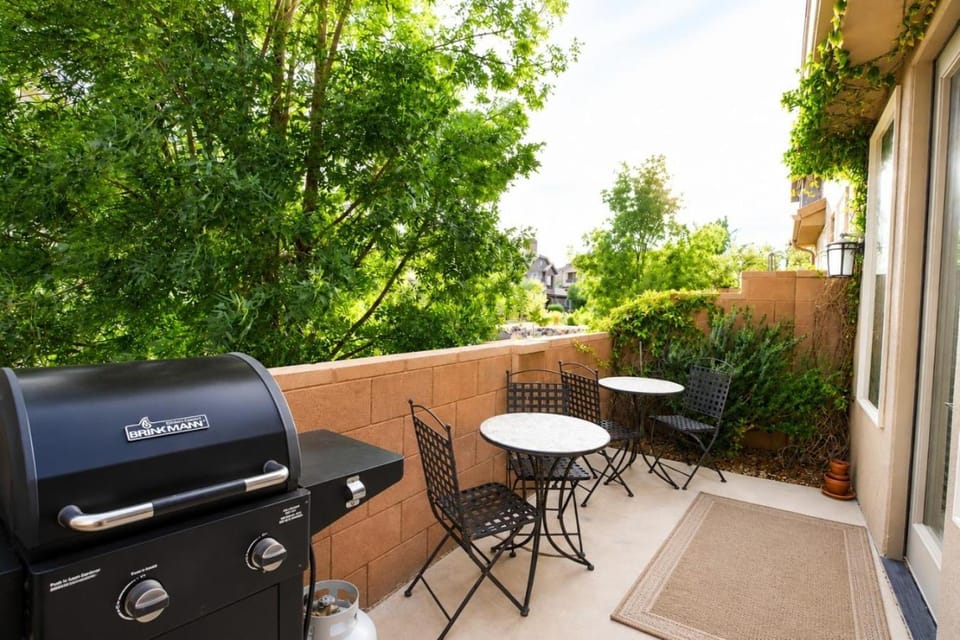 Home Away Stay and Play Wheelchair Accessible House in Washington