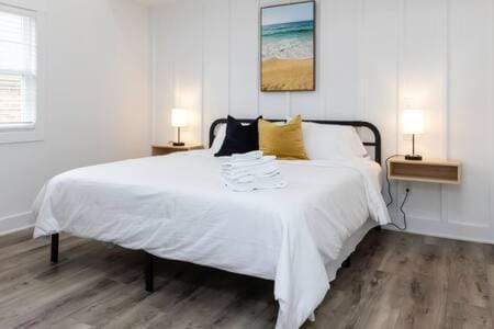 Ocean Lofts in the Vibe #7 - 5 min walk to beach Apartment in Virginia Beach