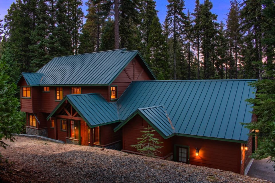 Aspen House in Fish Camp- 2 Miles from Yosemite's South Entrance House in Fish Camp