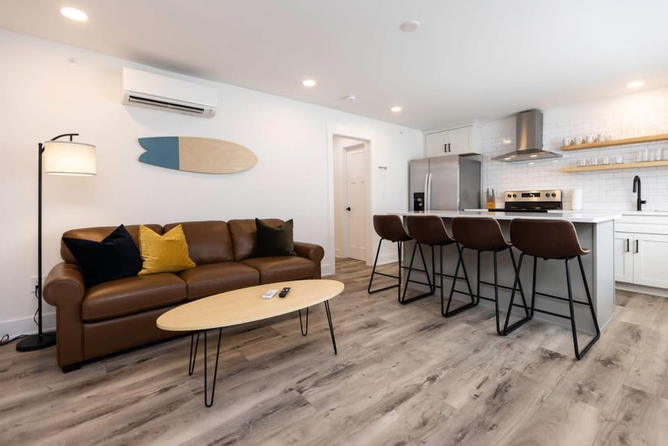 Ocean Lofts in the Vibe #6 - 5 min walk to beach Apartment in Virginia Beach