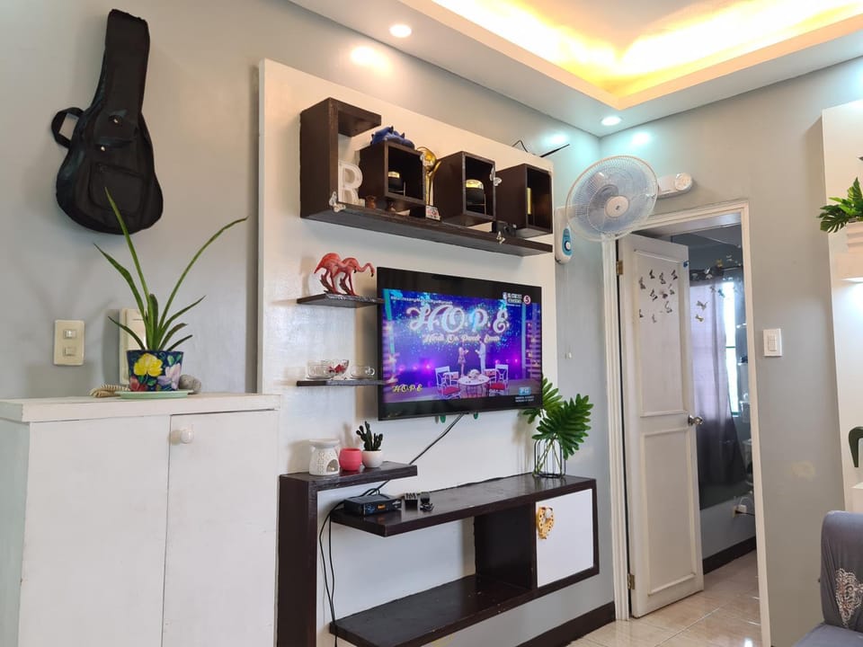 Budget Friendly Transient in Cainta hosted by Aliyah Apartment in Antipolo