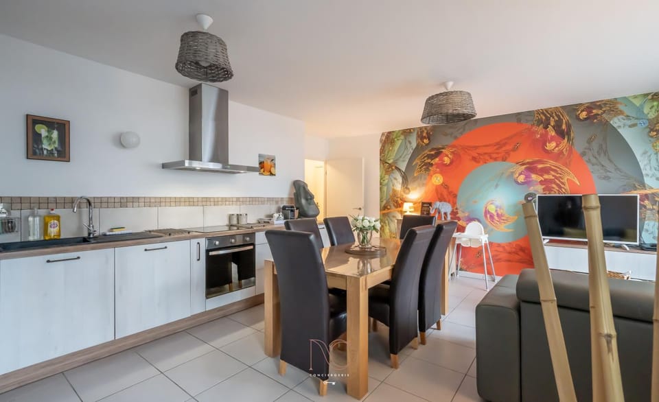 Living room, kitchen