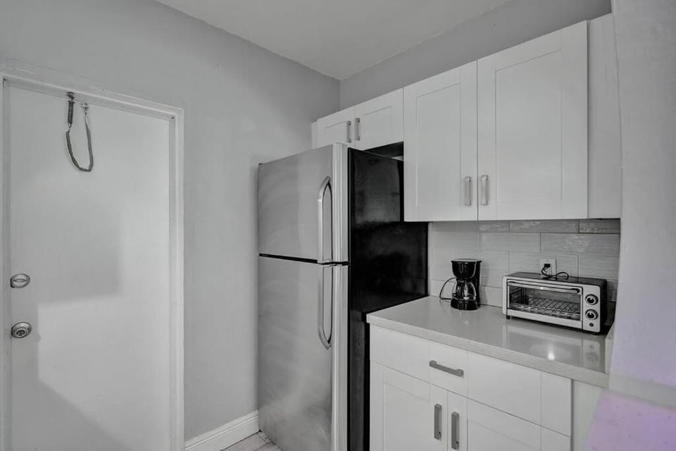 Unique Las Olas Stay Pool Free Parking Apartment in Fort Lauderdale