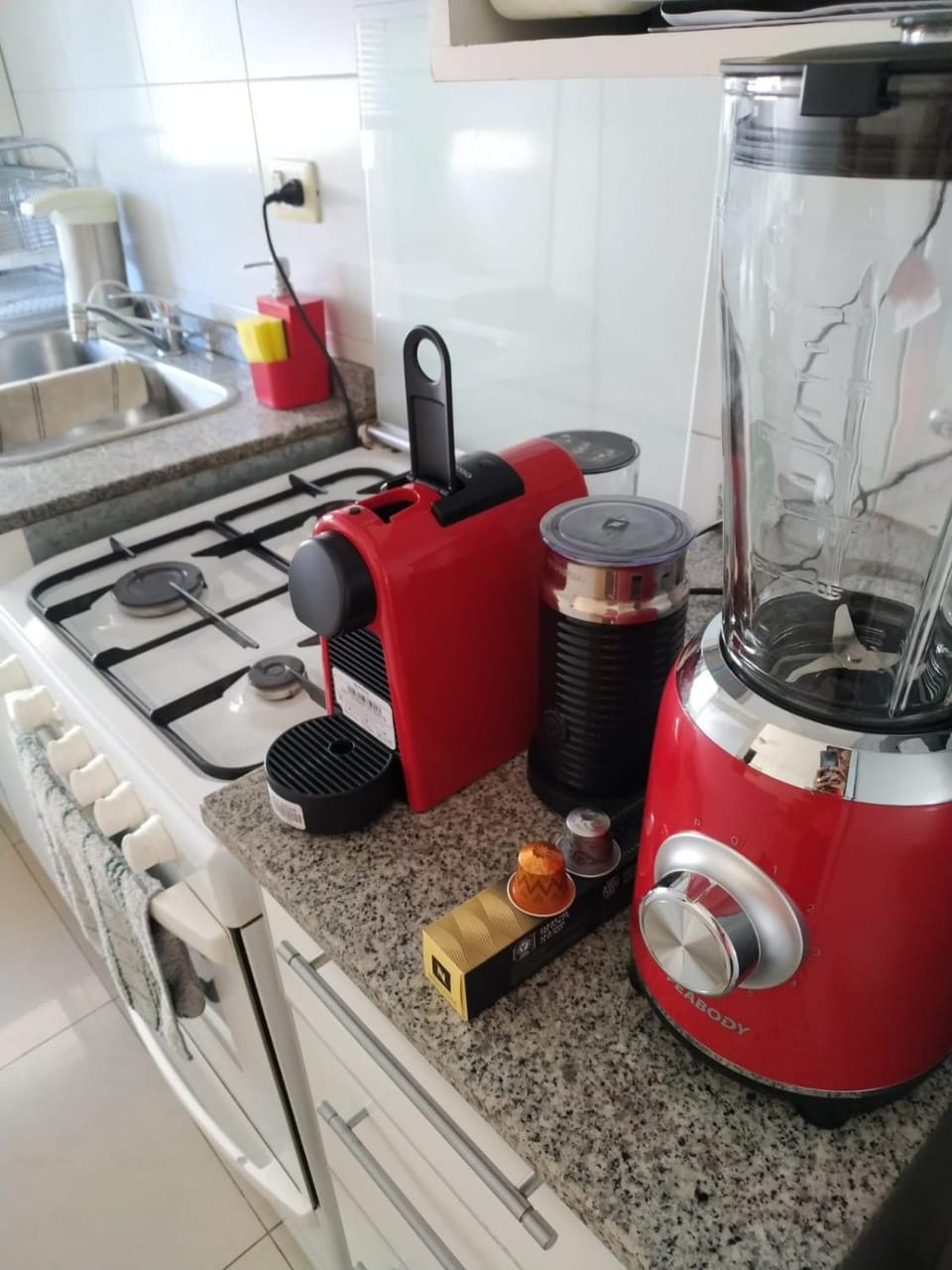 Coffee/tea facilities, kitchen
