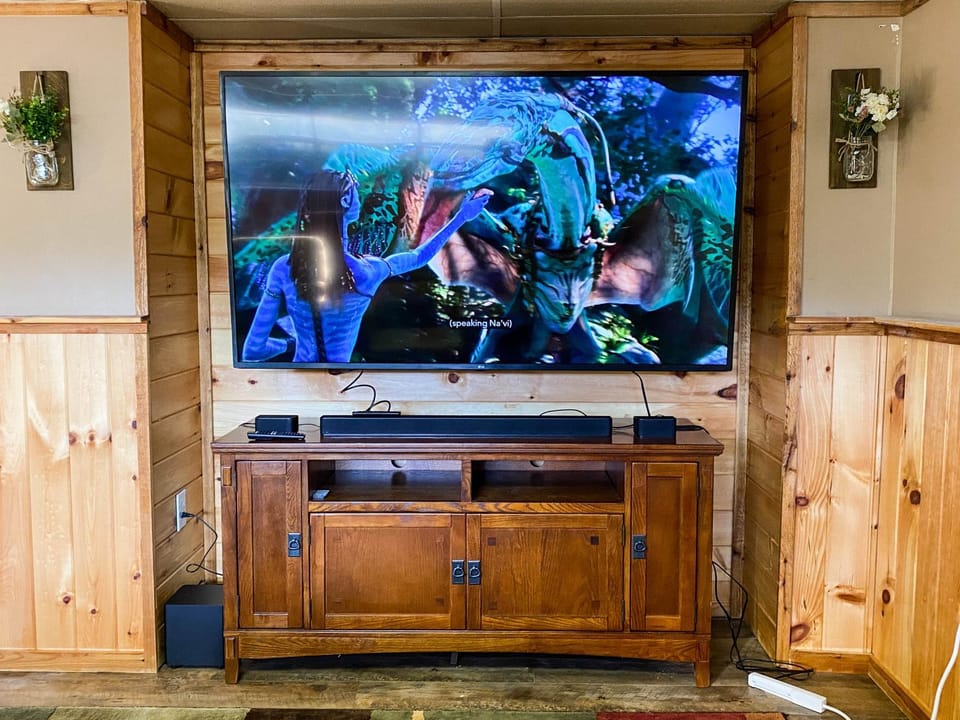 Communal lounge/ TV room, TV and multimedia, Evening entertainment