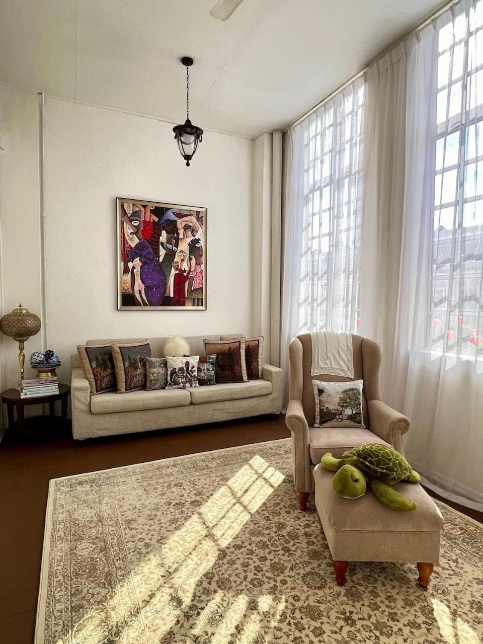 Living room, Seating area