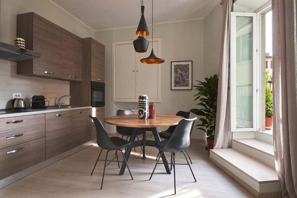 Coffee/tea facilities, Kitchen or kitchenette, Dining area, pet friendly