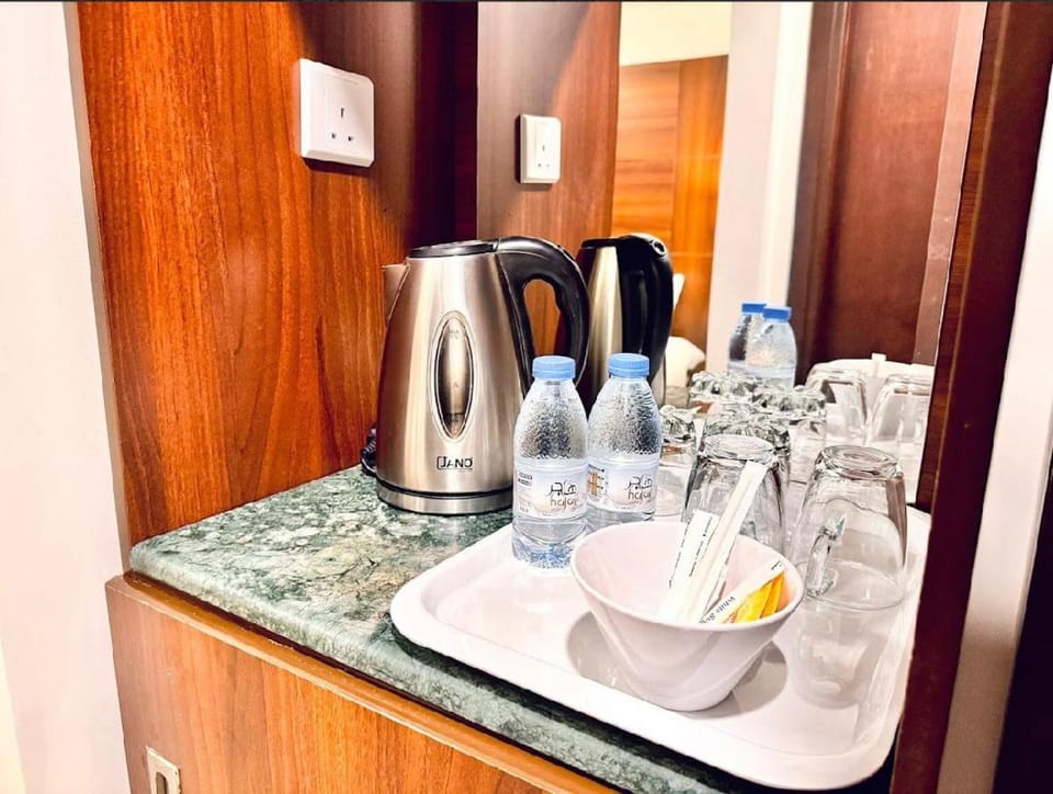 Coffee/tea facilities