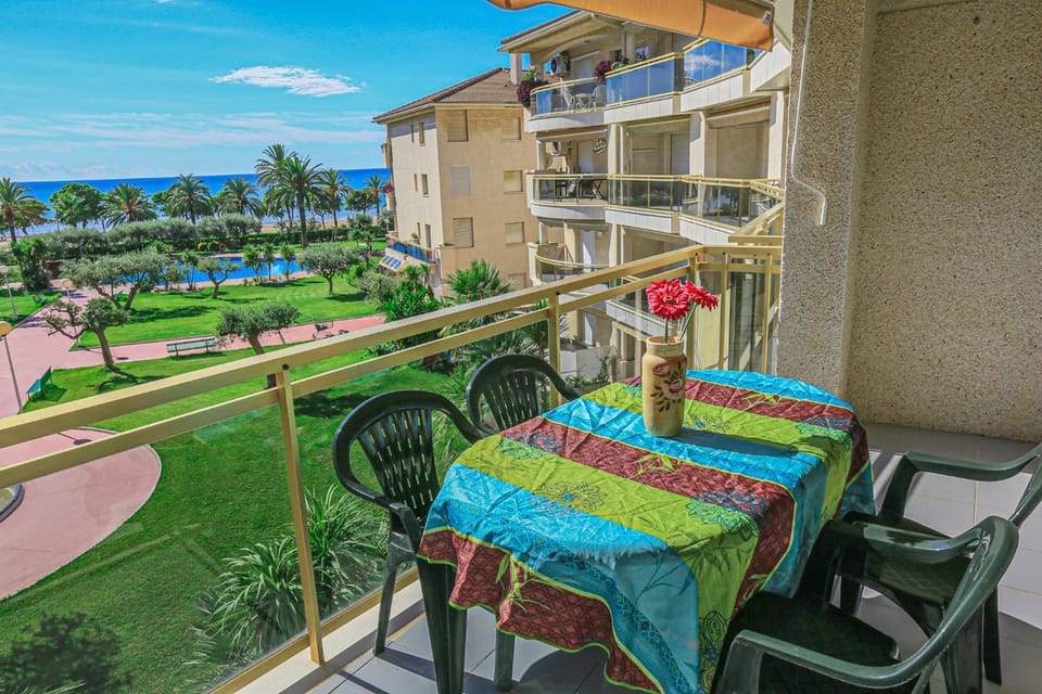 LITORAL COSTA DORADA - GOLF SANT JORDI a Apartment in Cambrils