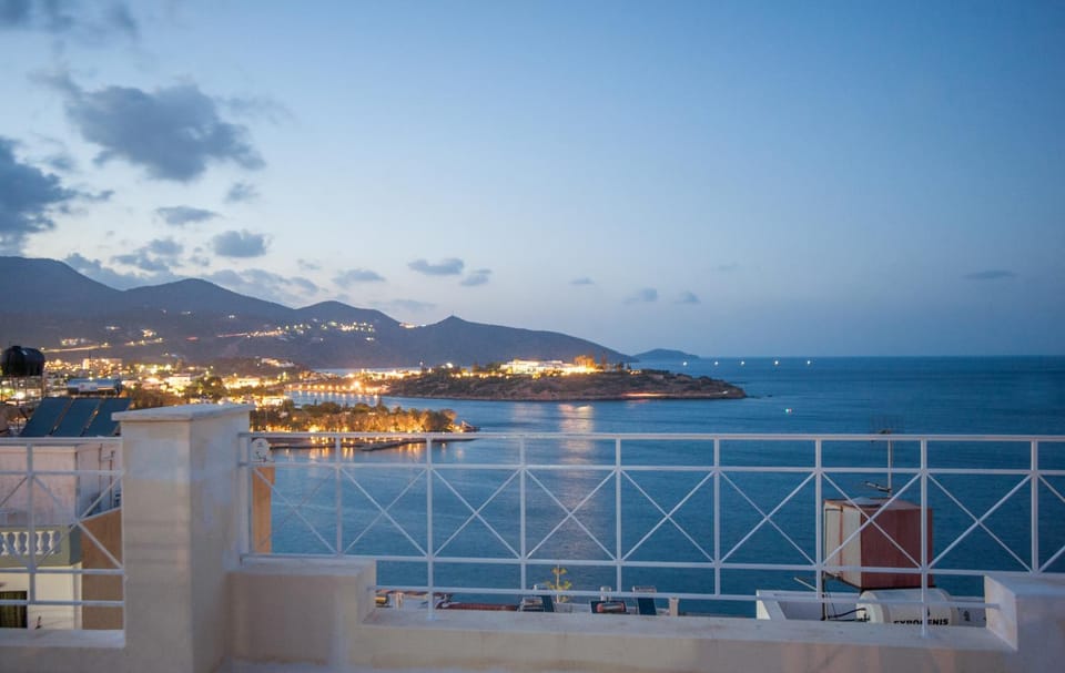Balcony/Terrace, Mountain view, Sea view