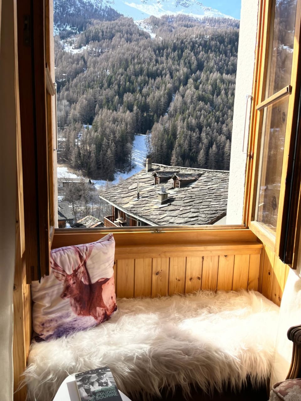 Heida, studio ensoleillé au village avec magnifique vue sur la Dent-Blanche Apartment in Canton of Valais