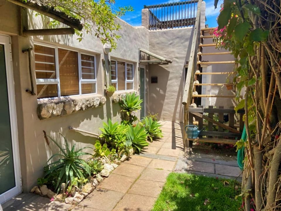 Day, Balcony/Terrace, Garden view