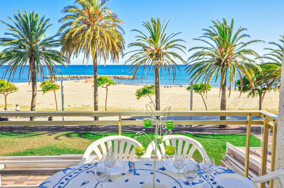 LITORAL COSTA DORADA - GOLF SANT JORDI b Apartment in Cambrils