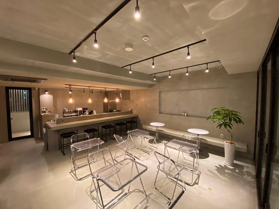 Lounge or bar, Seating area