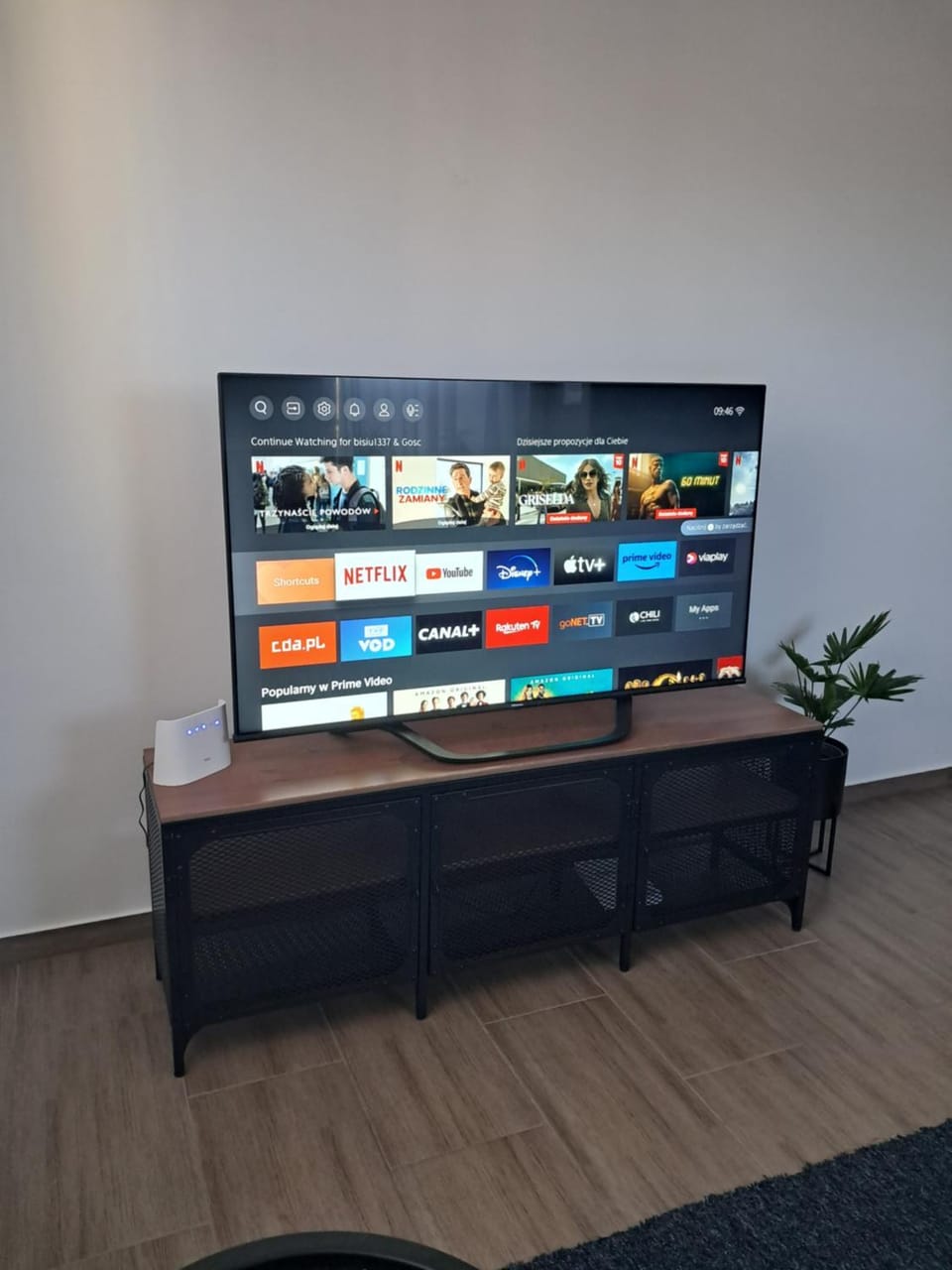 Communal lounge/ TV room, TV and multimedia, Evening entertainment