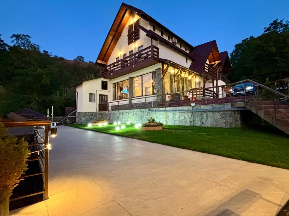 Property building, Night, Garden, Balcony/Terrace, Garden view