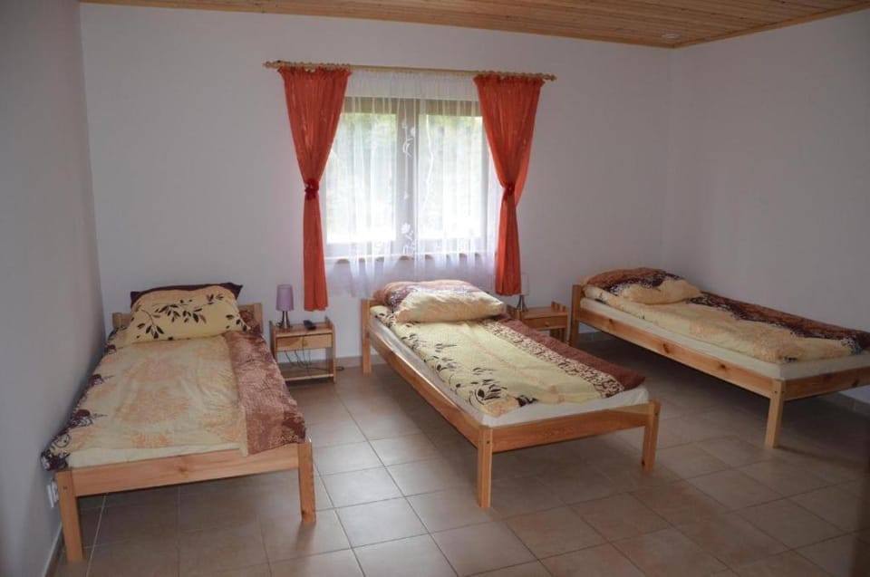 Agroturystyka U Siwego Farm Stay in Lower Silesian Voivodeship