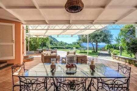 Campanella Villas Gardens Pool Superview Villa in Campania