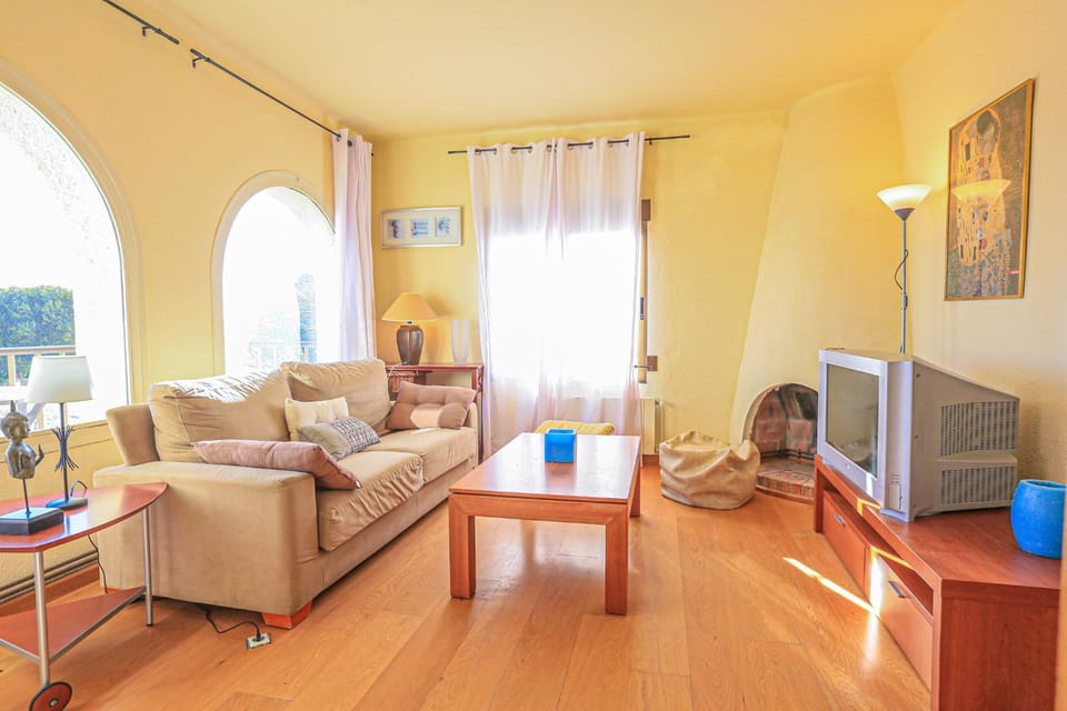 LITORAL COSTA DORADA - GLADIOLS Only families Apartment in Cambrils