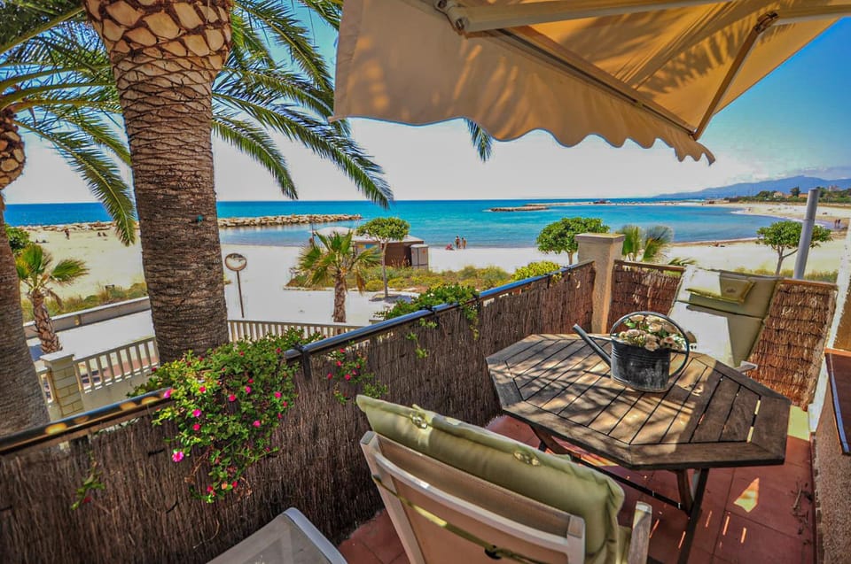 LITORAL COSTA DORADA - GLADIOLS Only families Apartment in Cambrils