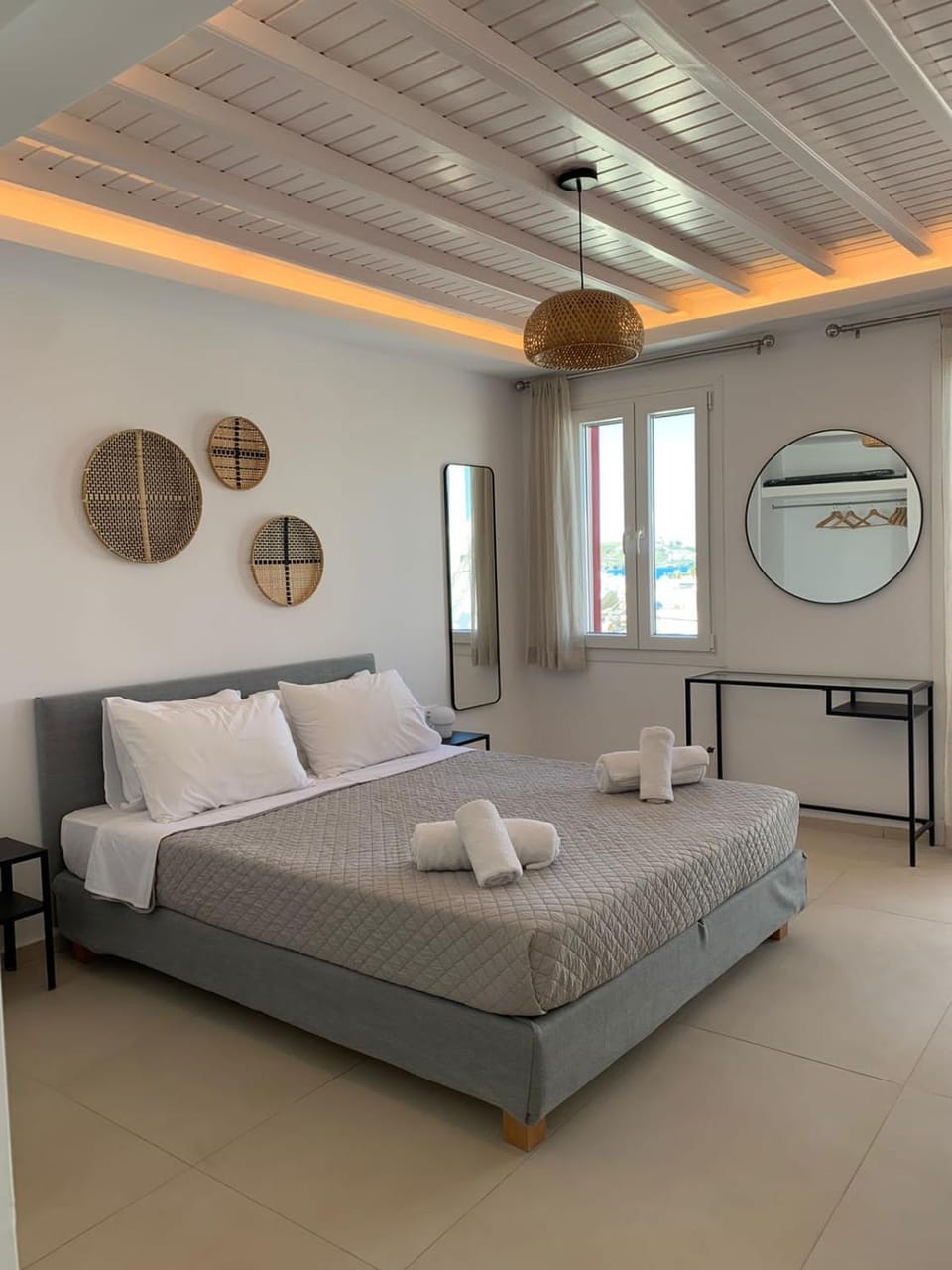 The Lavish Suite Apartment in Mykonos