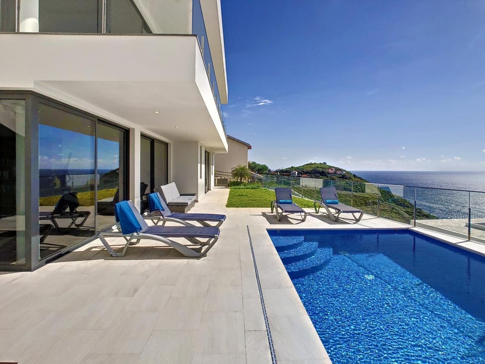 Francelho 1 Apartment by LovelyStay Apartment in Madeira District
