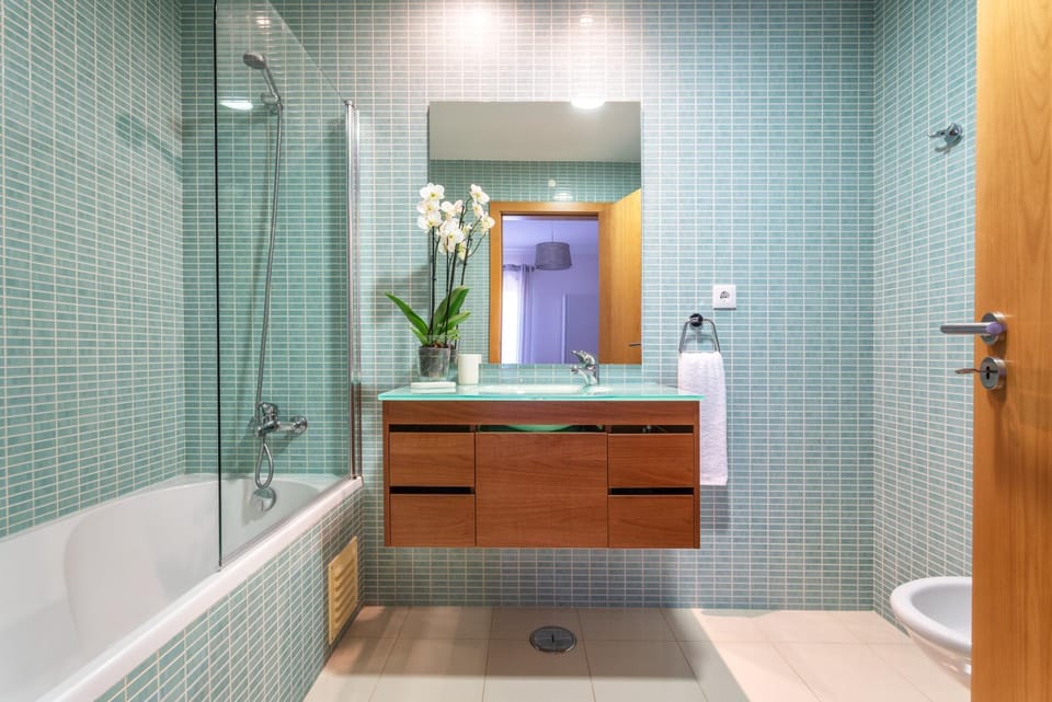 Bathroom, Bath