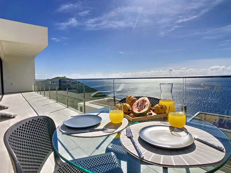 Francelho 2 Aparment by LovelyStay Apartment in Madeira District