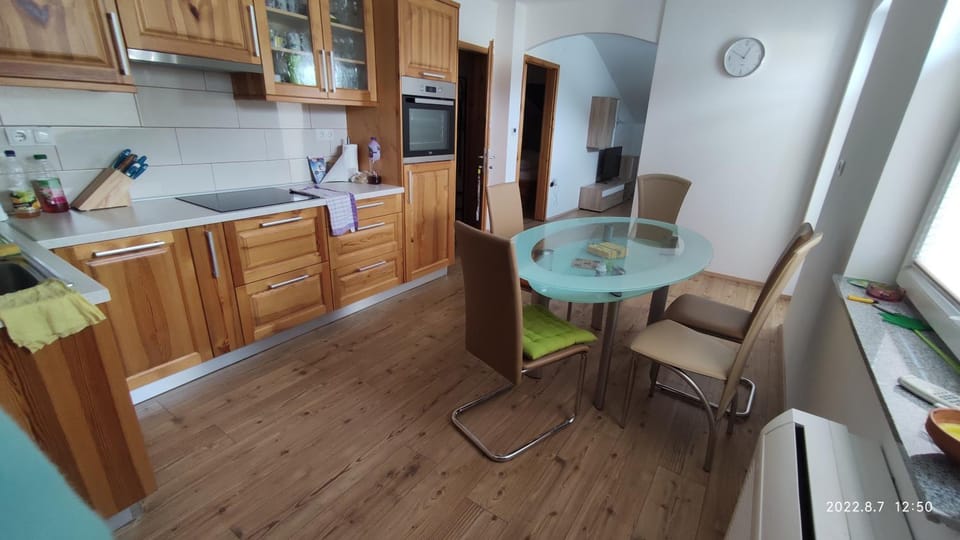 Kitchen or kitchenette, kitchen