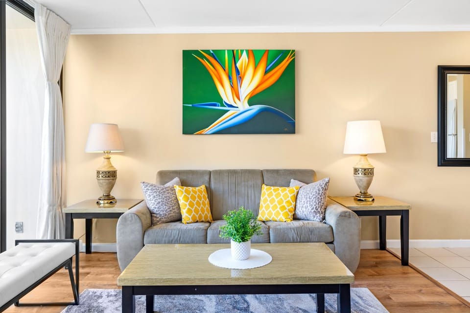 Living room, Decorative detail, Seating area
