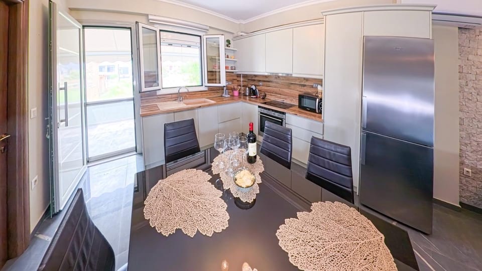 Luxury Memories Villa Apartment in Nikiti