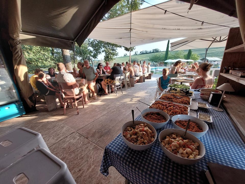 Tenuta Tredici Ulivi Campground/ 
RV Resort in Marche