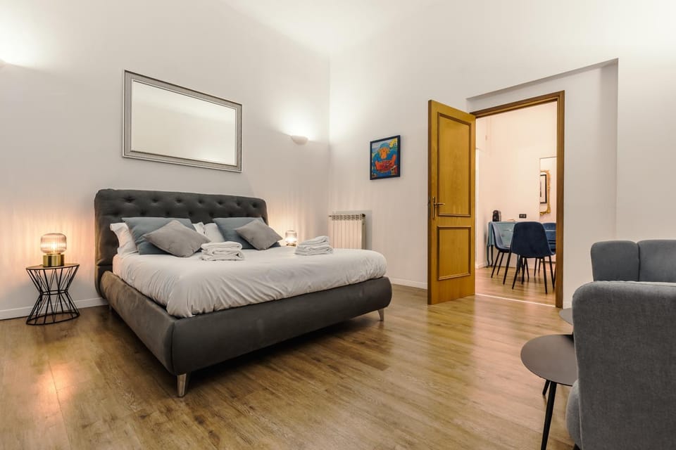 Apartment by the Pantheon with two Bedroom 2 bathroom Apartment in Rome