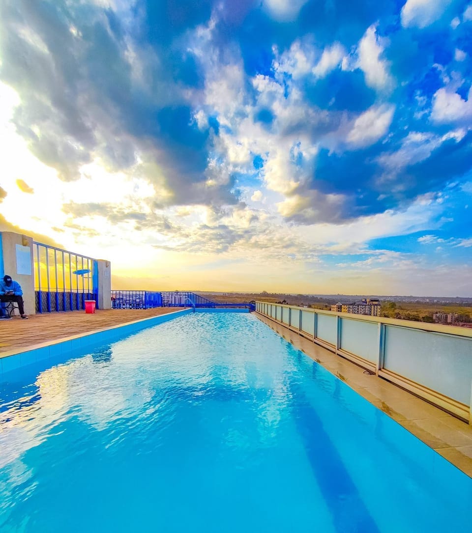 Swimming pool, Swimming pool