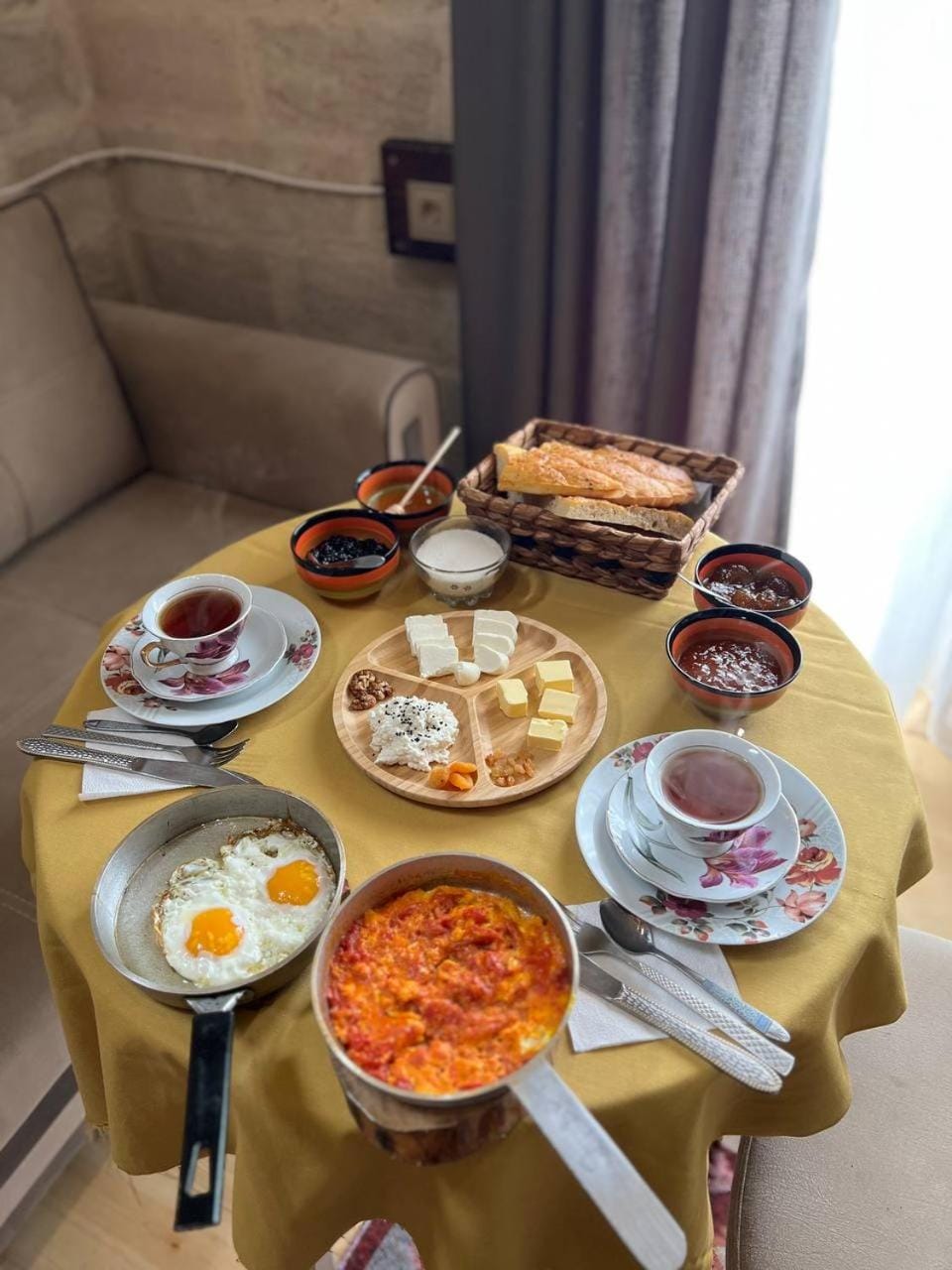 Restaurant/places to eat, Food, Breakfast
