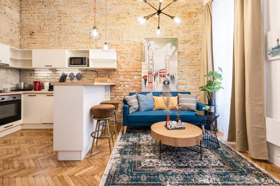 Comfy downtown hideaway with urban touch Apartment in Budapest