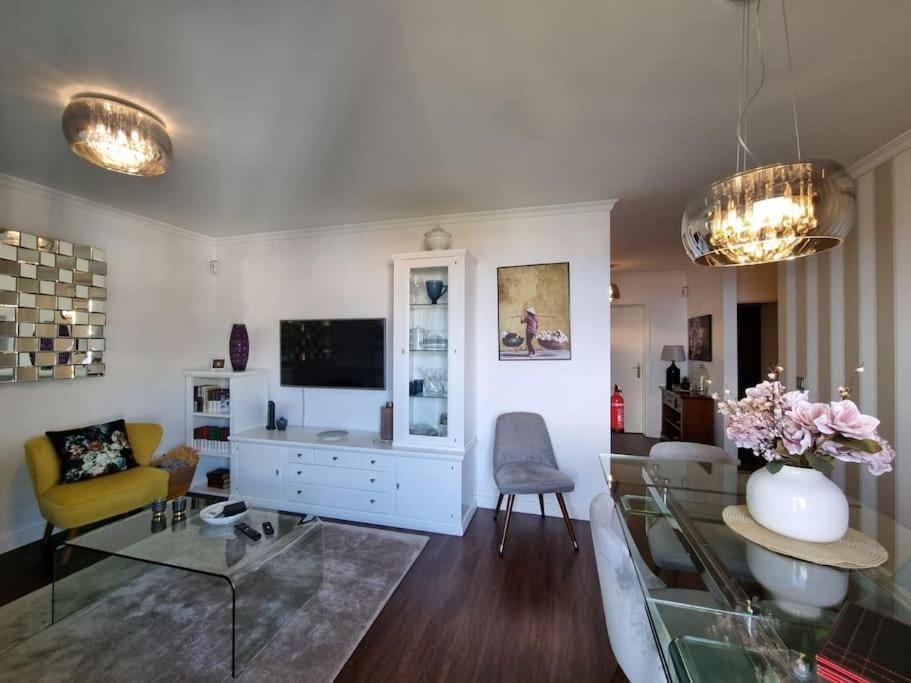 Kiara's Cantinho do Mar by Rentallido Apartment in Funchal