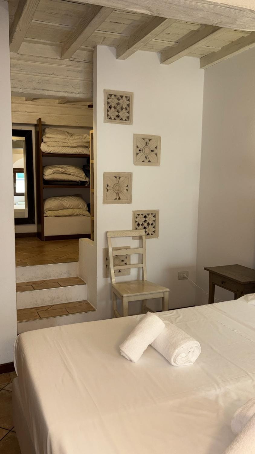 Romantica Suite Firenze 1 cls Central Market & Dome Apartment in Florence