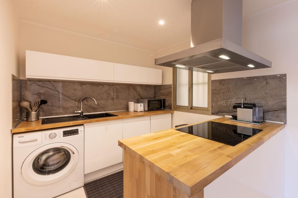 Lumineux, tout confort, Wifi & Terrace & Parking Apartment in Nice