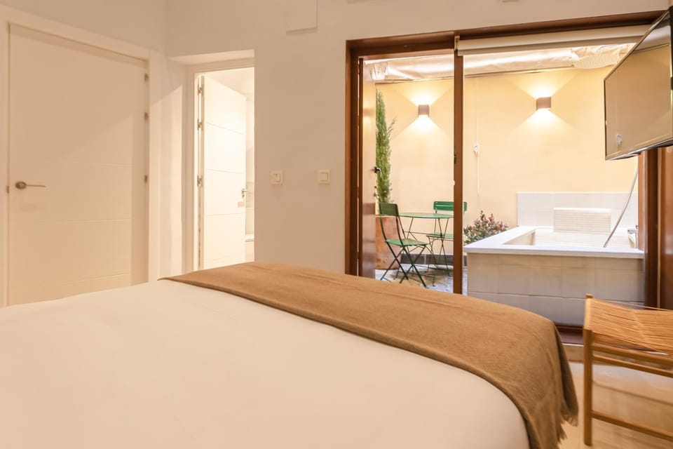 Angeles 6- Giralda Luxury by Valcambre Apartment in Seville