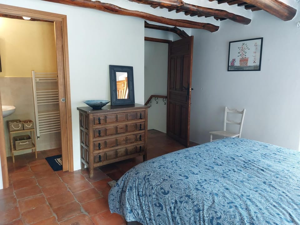 Bathroom, Bedroom
