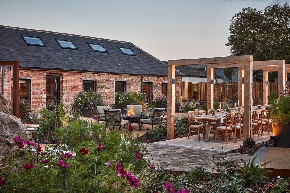 Patio, Garden view