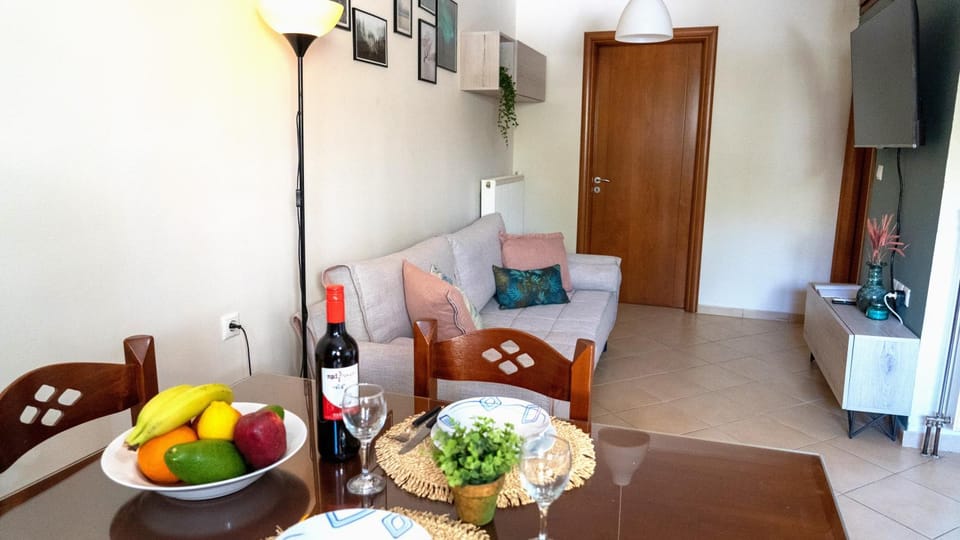 Magda's garden home. Apartment in Crete