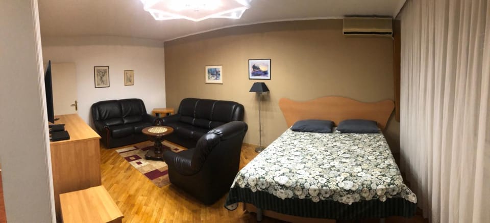 Bulevar NT Novi Beograd, Zemun Apartment in Belgrade